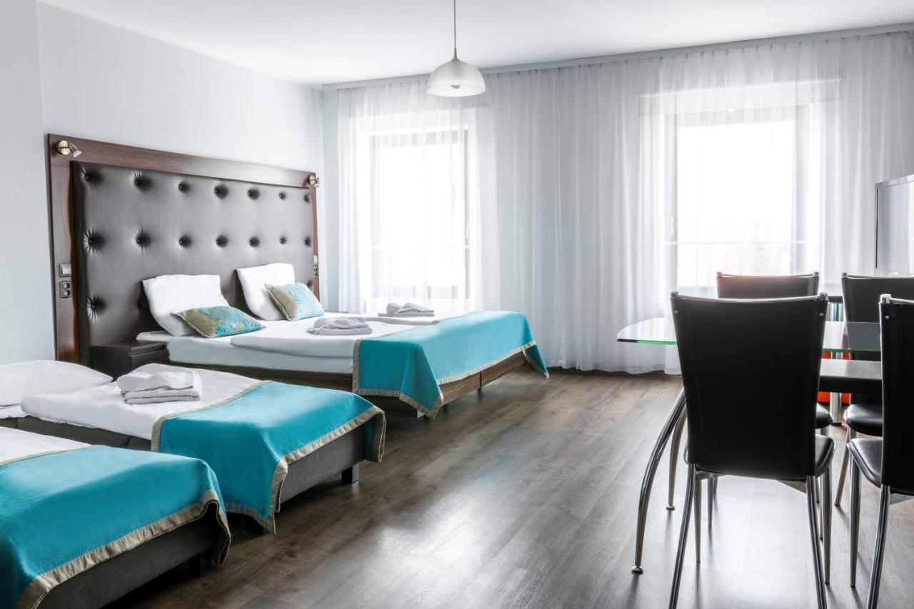 Hotel Opera Tarnowskie Góry Esterno foto